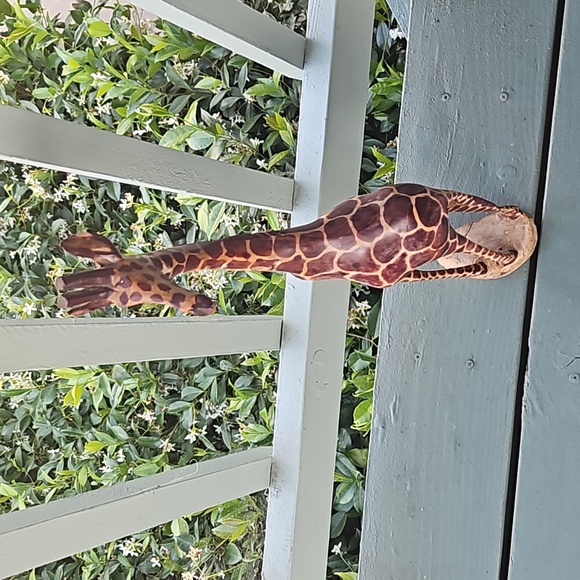 🩵 2 foot tall wood carved giraffe figurine - Picture 5 of 13